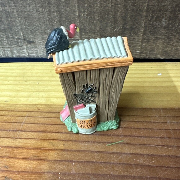 Creepy Hollow Vintage 1999 News Stand Figure Collectible Halloween - Picture 3 of 5